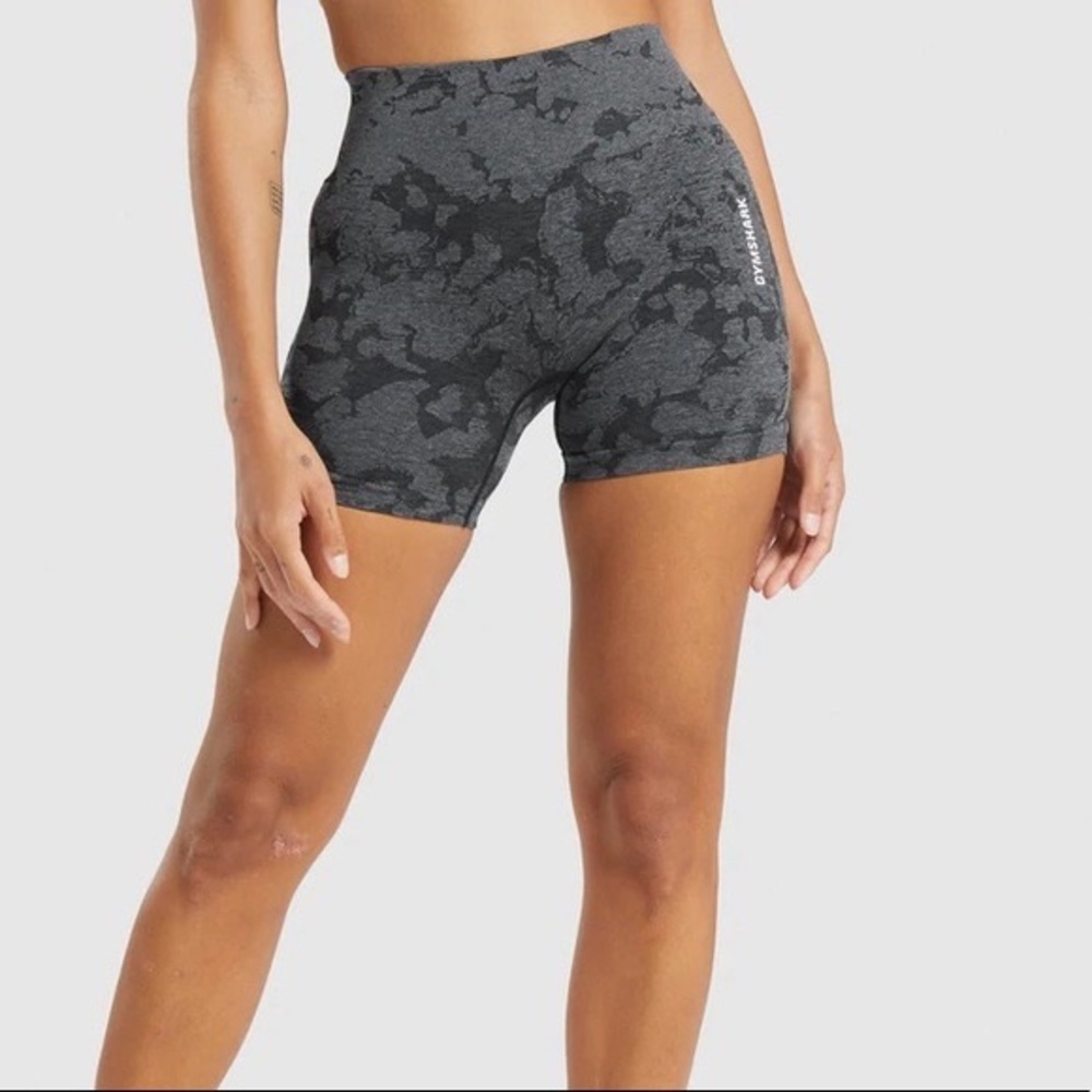 Gymshark Adapt Camo Shorts XS